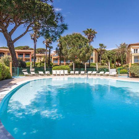 Residence Pierre & Vacances La Pinede Єр Екстер'єр фото