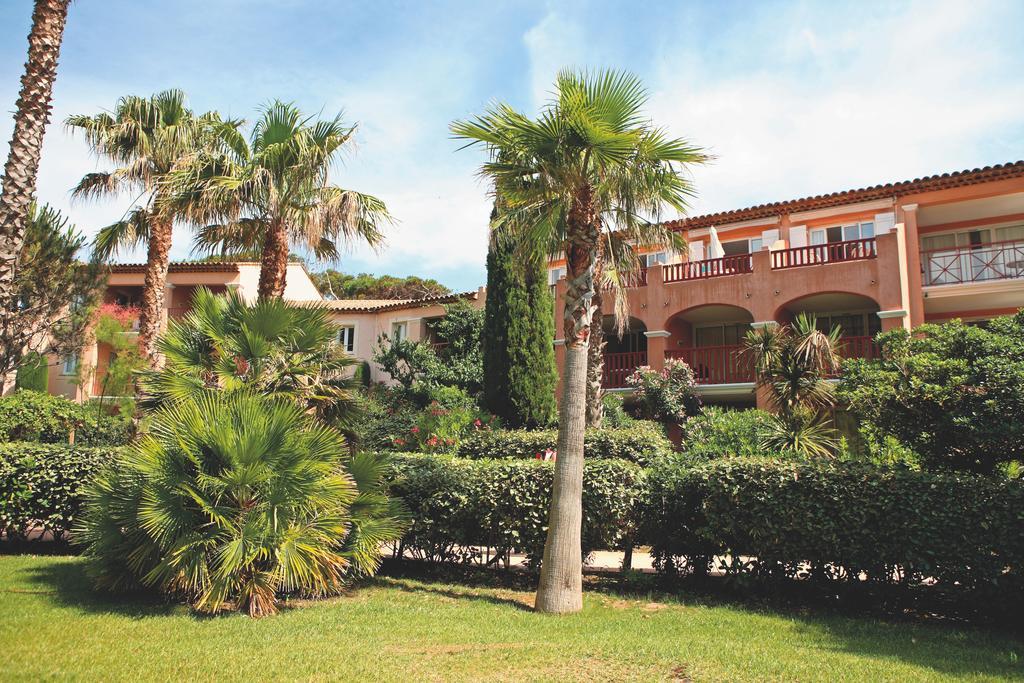 Residence Pierre & Vacances La Pinede Єр Екстер'єр фото