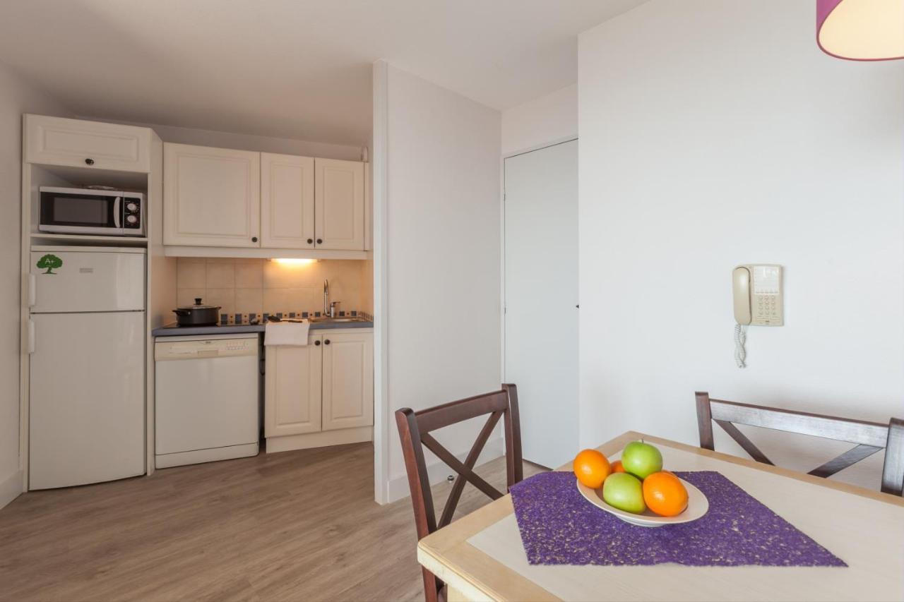 Residence Pierre & Vacances La Pinede Єр Екстер'єр фото