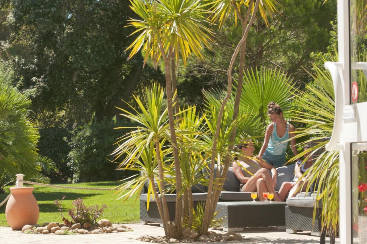Residence Pierre & Vacances La Pinede Єр Екстер'єр фото